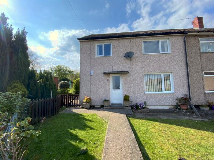 3 Bedroom Semi-Detached House To Rent In Ruffetts Close, Chepstow, NP16