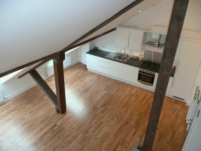 2 Bedroom Flat To Rent In The Barony, Windmill Road, Kirkcaldy, KY1