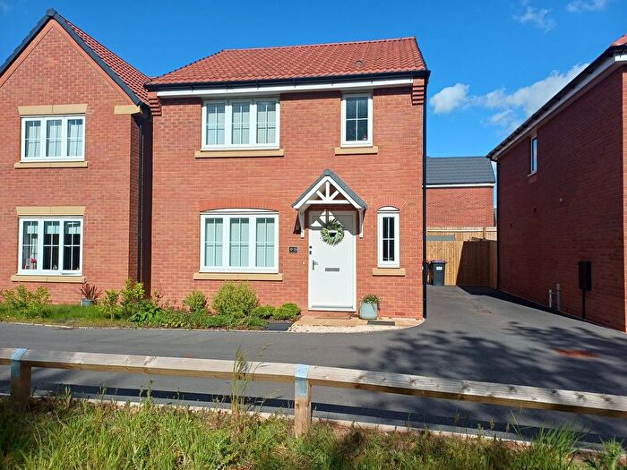 3 Bedroom Detached House To Rent In Frederick Beech Grove, Priorslee, Telford, TF2