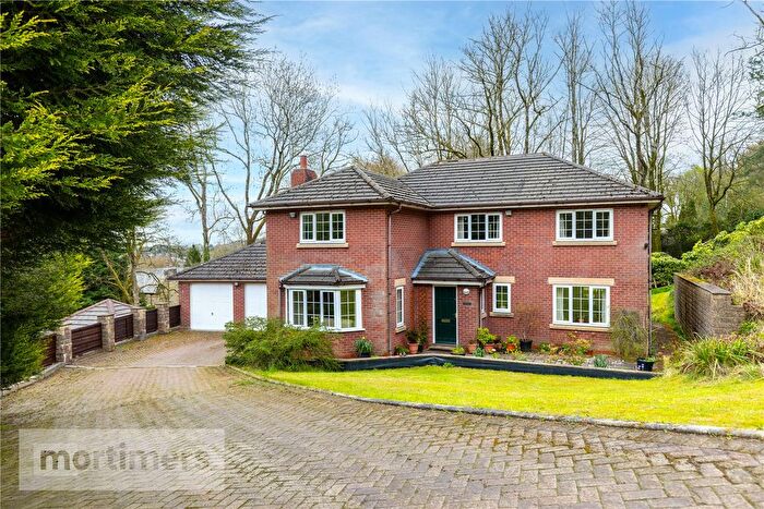 5 Bedroom Detached House For Sale In Billinge End Road, Blackburn, Lancashire, BB2