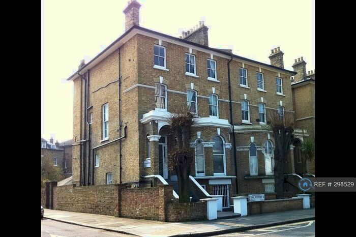 Studio To Rent In Primrose Hill, London, NW3