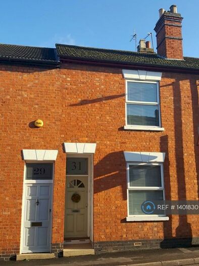 3 Bedroom Terraced House To Rent In Radcliffe St, Milton Keynes, MK12