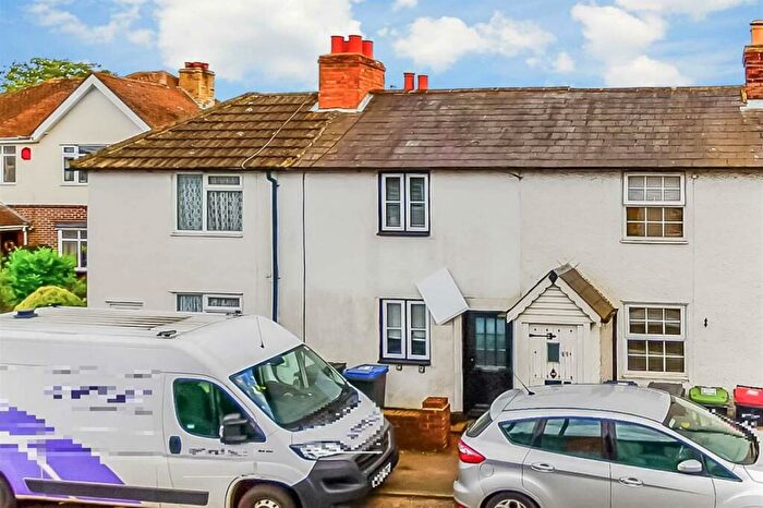 2 Bedroom Terraced House For Sale In Island Road, Upstreet, Canterbury, Kent, CT3