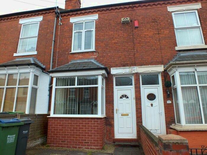 2 Bedroom House To Rent In Clifford Road, Smethwick, B67