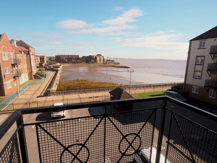2 Bedroom Apartment To Rent In Plimsoll Way, Victoria Dock, Hull, HU9