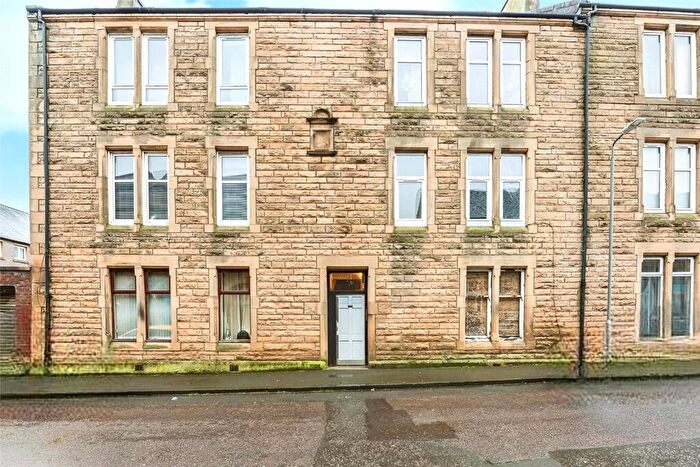 2 Bedroom Flat To Rent In The Hedges, Camelon, Falkirk, Stirlingshire, FK1