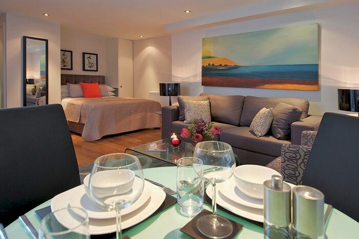 Studio To Rent In Lovat Lane, London EC3R