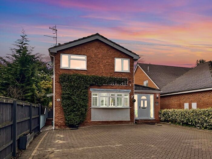 2 Bedroom Apartment For Sale In Maidenhead Road, Stratford-Upon-Avon, CV37