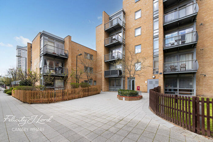 1 Bedroom Apartment For Sale In Nash House, Cassilis Road, London, E14