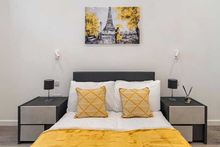 1 Bedroom Flat For Sale In Duke Street, Chelmsford, CM1