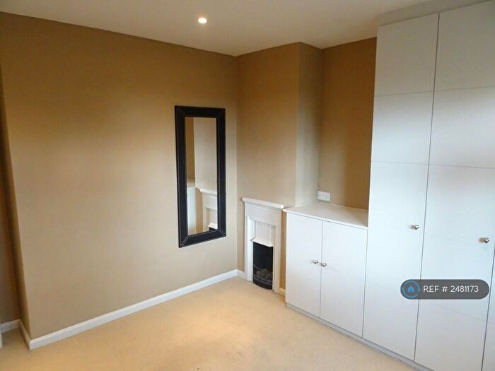 1 Bedroom Flat To Rent In Eltham, London, SE9