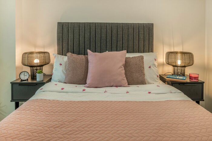 1 Bedroom Flat To Rent In Silvertown Way, London, E16