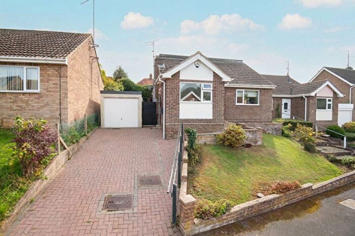 3 Bedroom Semi-Detached House For Sale In Steele Road, Wellingborough, NN8