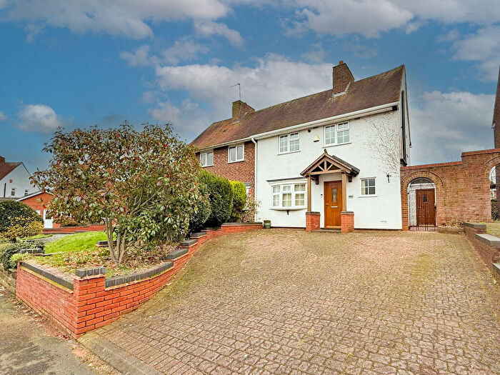 2 Bedroom Semi Detached House For Sale In Beaconview Road, West Bromwich, B71