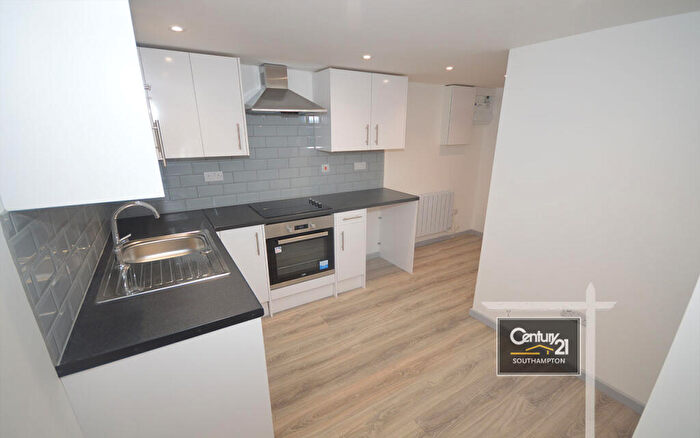 1 Bedroom Flat To Rent In |Ref: |, Palmerston Road, Southampton, SO14