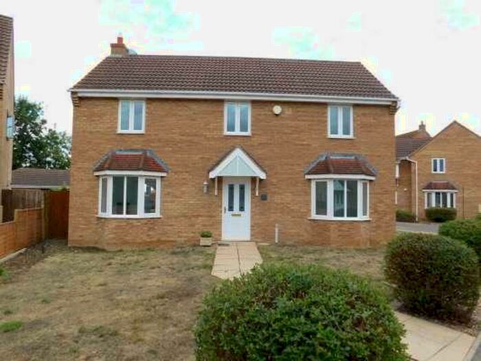 4 Bedroom Detached House To Rent In Normanton Road, PE6