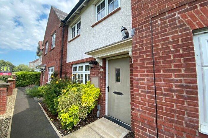 2 Bedroom Property To Rent In Central Avenue, Chorley, PR7