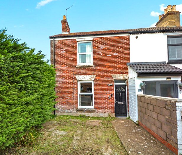 3 Bedroom End Of Terrace House For Sale In Windham Road, Bournemouth, BH1