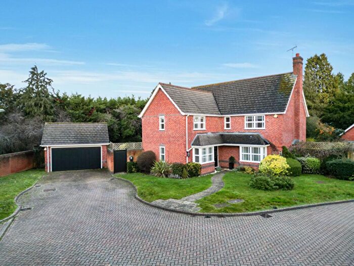 5 Bedroom Detached House To Rent In St. Andrews Gardens, Cobham, KT11