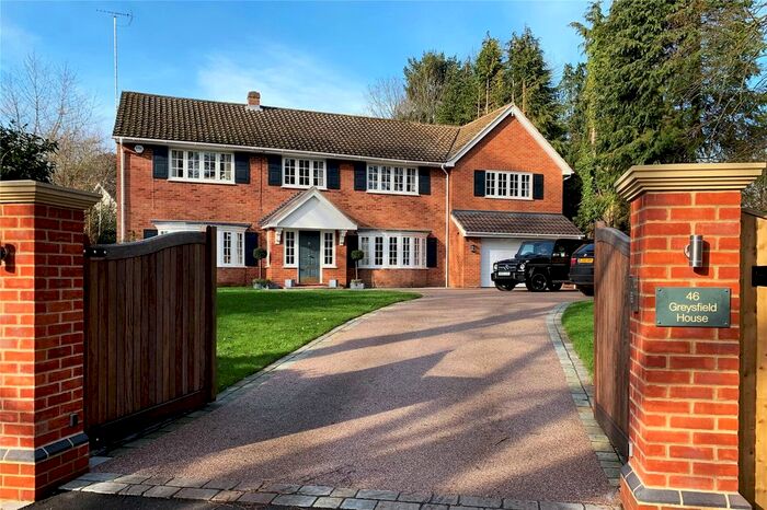 6 Bedroom Detached House To Rent In Rotherfield Road, Henley-On-Thames, Oxfordshire, RG9