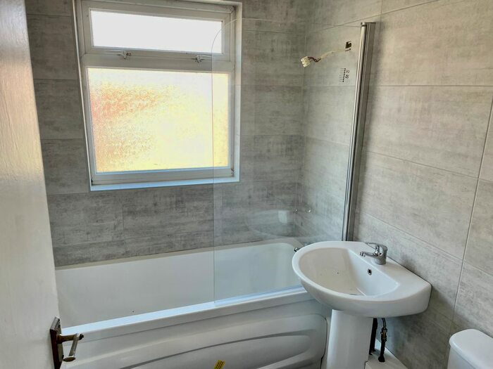 3 Bedroom Terraced House To Rent In Coleman Street, Southend-On-Sea, SS2