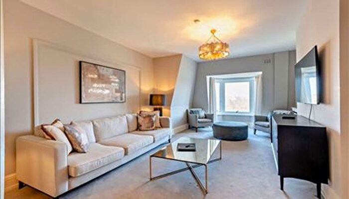 4 Bedroom Property To Rent In Park Road, Strathmore Court, NW8