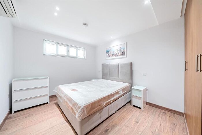 2 Bedroom Apartment To Rent In Maygrove Road, London, NW6