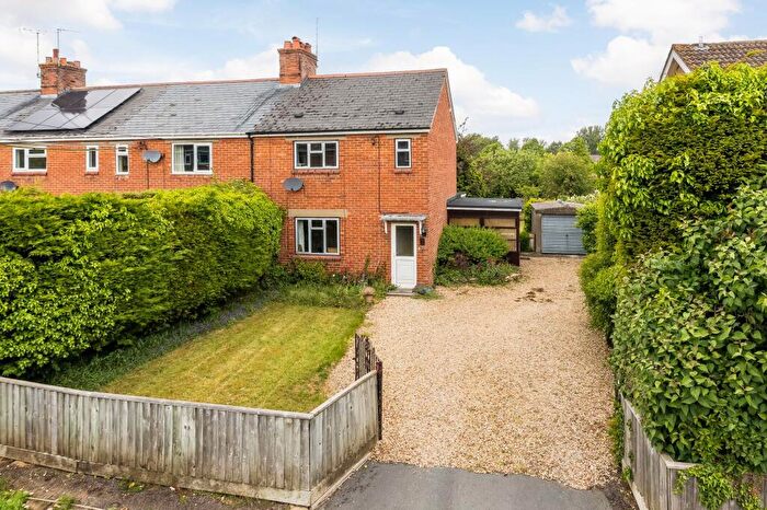 3 Bedroom End Of Terrace House For Sale In The Gap, Marcham, OX13