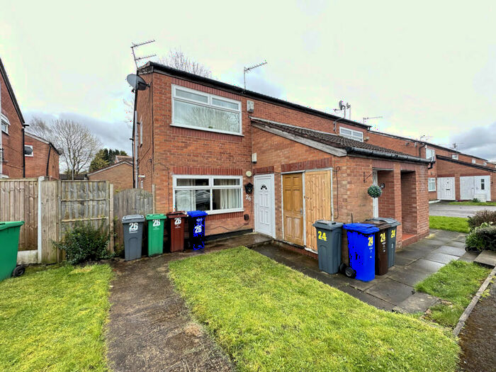 2 Bedroom Maisonette To Rent In Totland Close, Manchester, M12