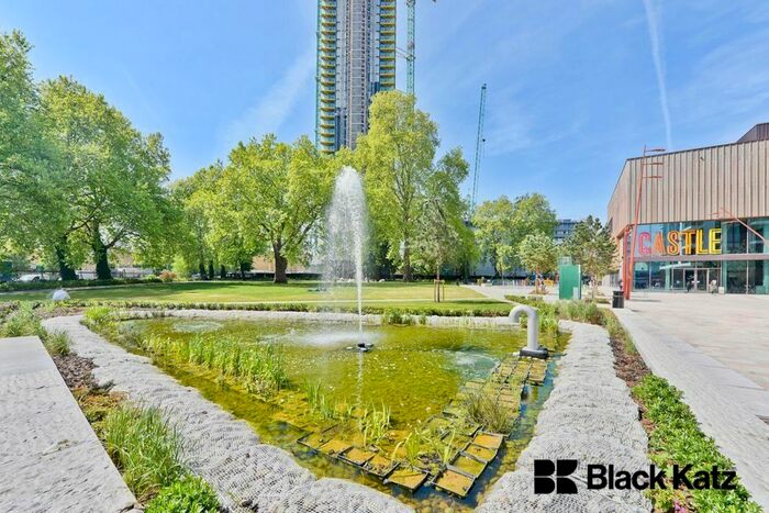 2 Bedroom Flat To Rent In Strata, Walworth Road, Elephant And Castle, SE1