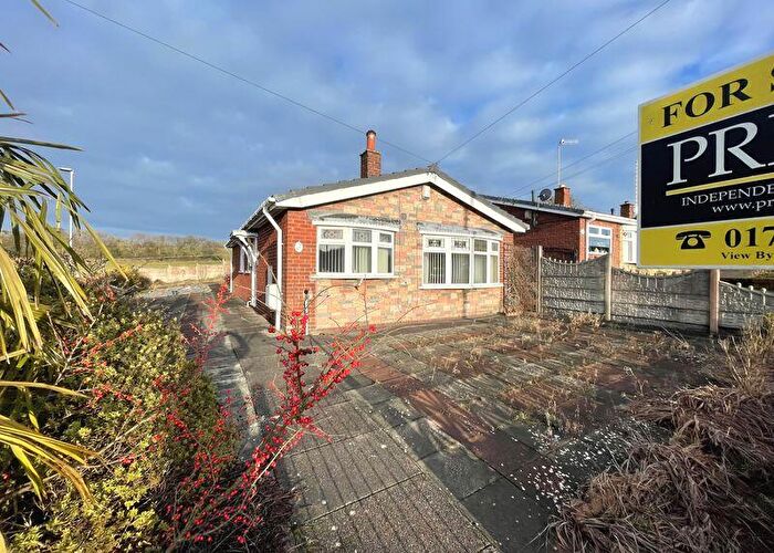 3 Bedroom Detached Bungalow For Sale In St. Andrews Drive, Kidsgrove, ST7