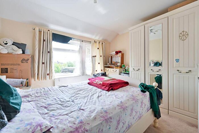 3 Bedroom End Of Terrace House To Rent In Primrose Close, Harrow, HA2
