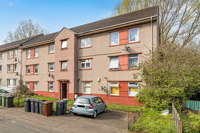 3 Bedroom Flat For Sale In / West Pilton Gardens, West Pilton, Edinburgh, EH4