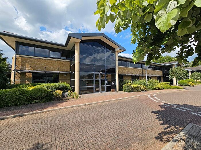 1 Bedroom Flat To Rent In Wycombe Lane, Wooburn Green, HP10