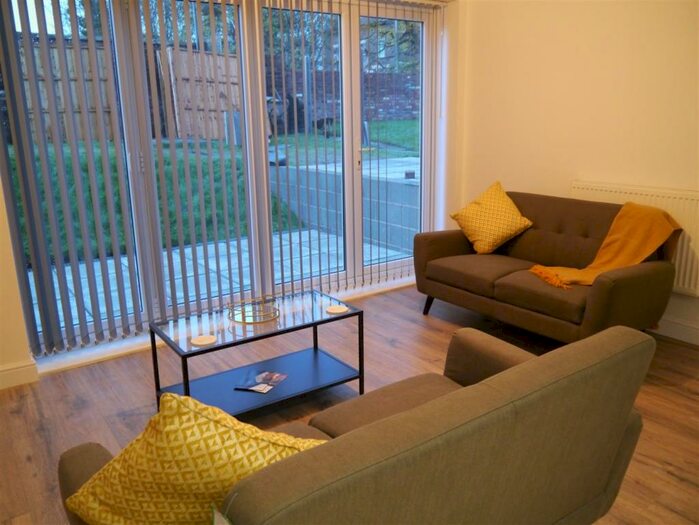 2 Bedroom Apartment To Rent In Park Terrace, Liverpool, Merseyside, L22