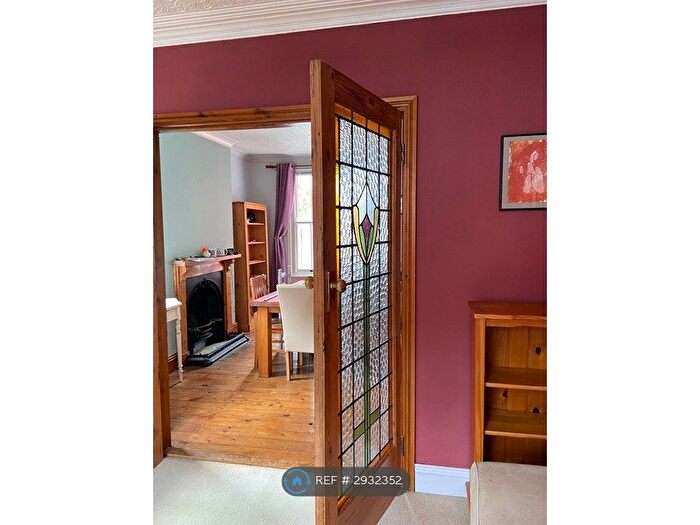 2 Bedroom Semi-Detached House To Rent In Thomas St, Wellingborough, NN8