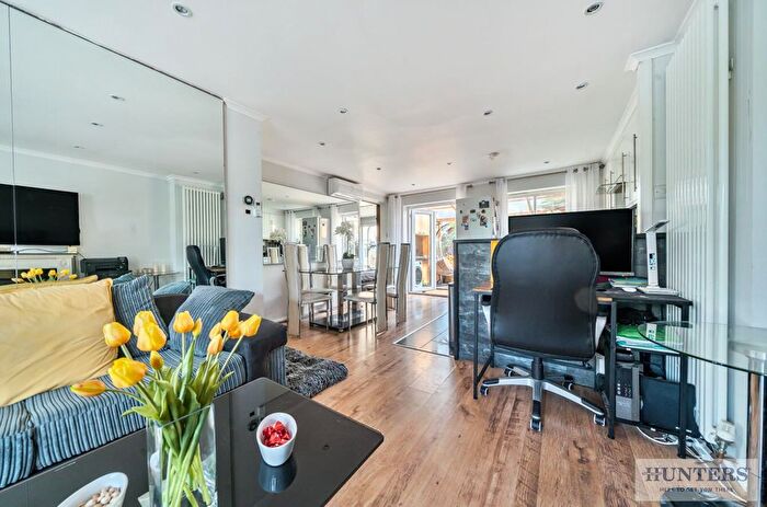 4 Bedroom Semi-Detached House For Sale In Waldstock Road, Central Thamesmead, SE28