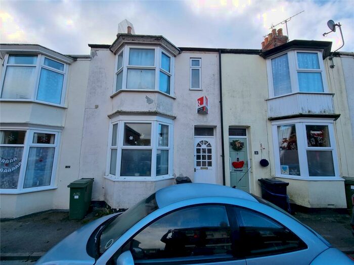 3 Bedroom Terraced House To Rent In Victoria Road, Portland, Dorset, DT5