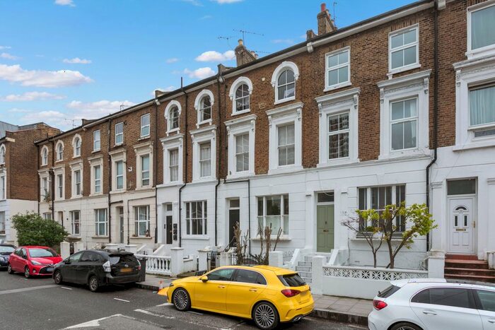 1 Bedroom Terraced House To Rent In Richmond Way, Shepherds Bush Green, W12