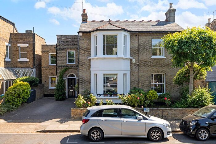 5 Bedroom Detached House For Sale In Adelaide Road, Teddington, TW11