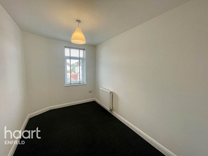4 Bedroom Terraced House To Rent In Devonshire Road, London, N9