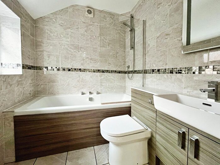 3 Bedroom Terraced House For Sale In King Street, Driffield, YO25