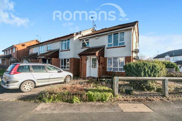 1 Bedroom Maisonette To Rent In Shackleton Way, Woodley, RG5