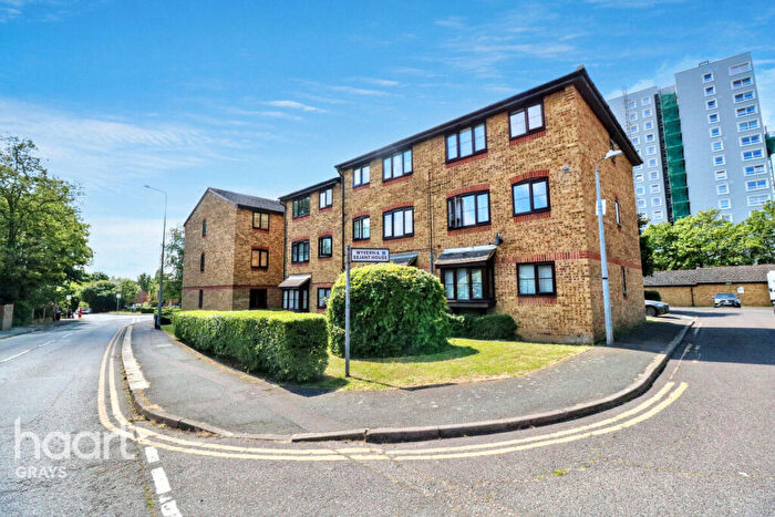 1 Bedroom Flat For Sale In Bridge Road, Grays, RM17
