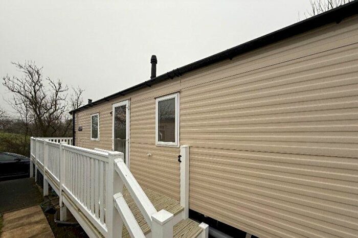 2 Bedroom Caravan For Sale In Viewfield Manor, Torranyard, Kilwinning, North Ayrshire, KA13