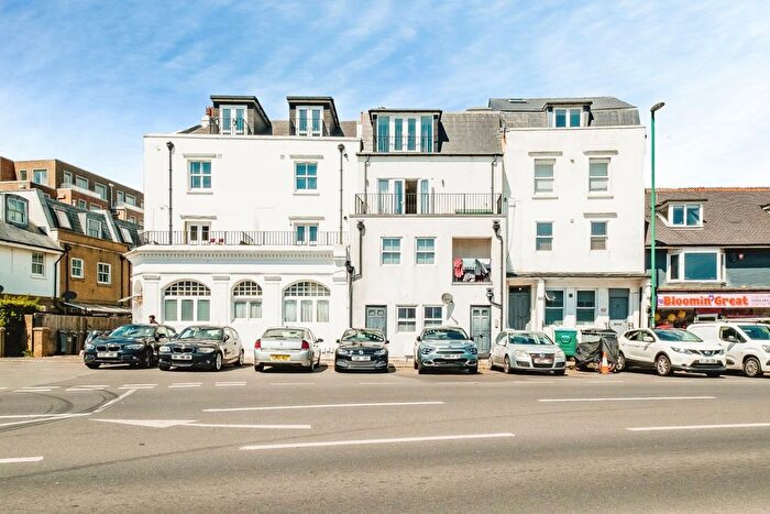 2 Bedroom Flat For Sale In Brighton Road, Shoreham-By-Sea, West Sussex, BN43