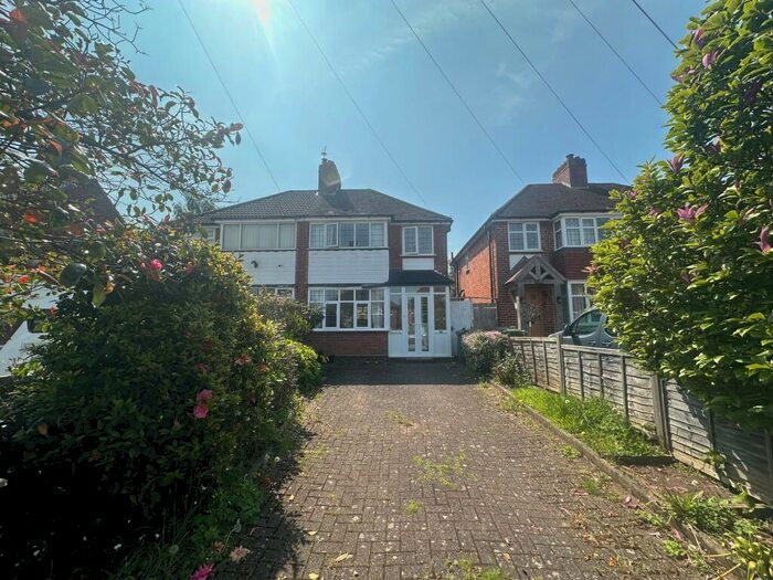 3 Bedroom House To Rent In Redlands Road, Solihull, B91