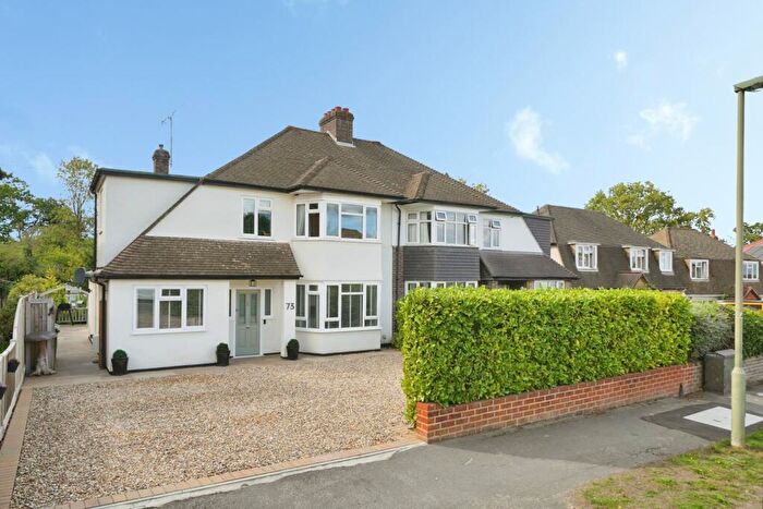 4 Bedroom Semi-Detached House For Sale In Gatesden Road, Fetcham, Leatherhead, Surrey, KT22
