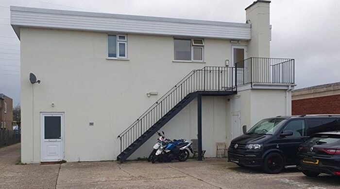 1 Bedroom Flat To Rent In Didcot Road, Poole, BH17
