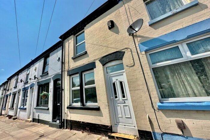 2 Bedroom Property To Rent In Tramway Road, Liverpool, L17